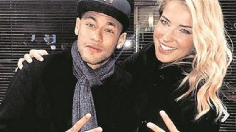 Neymar Burcu Esmersoy'u takibe aldı