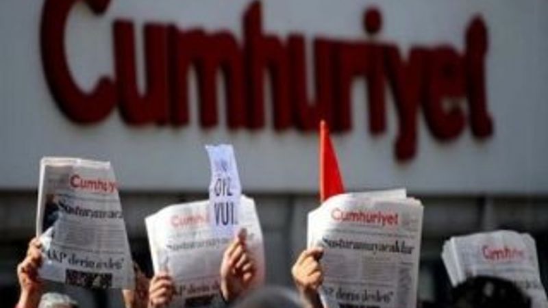Saadet Partisi Cumhuriyet'e suç duyurusunda bulundu