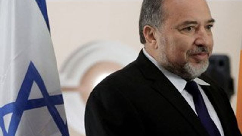 Liberman: Abbas giderse müzakere başlar
