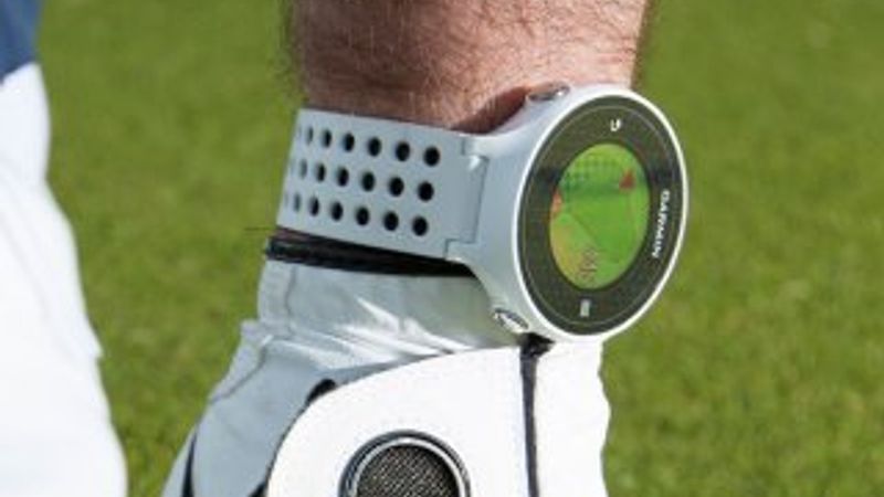 Golfçülere özel akıllı saat üretildi