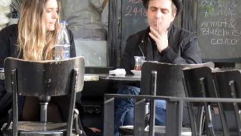 Teoman eşiyle buluştu