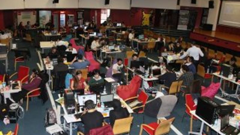 Bilgisayar oyunu geliştiricileri İzmir'de buluştu