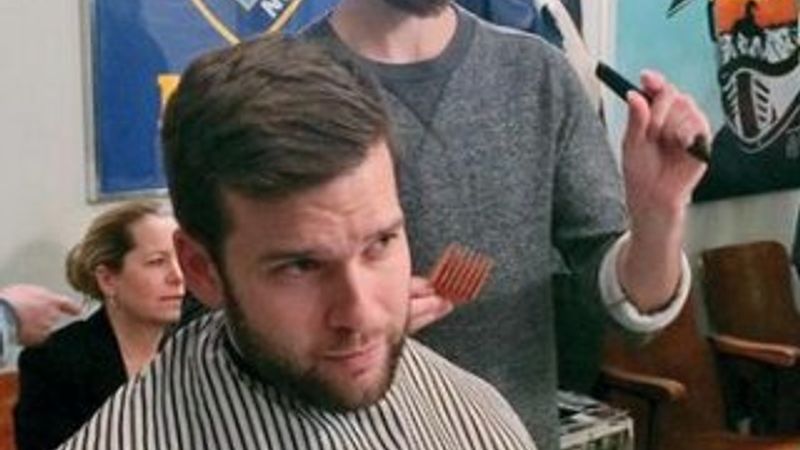 İsveç'in yakışıklı Sağlık Bakanı Wikström imaj değiştirdi