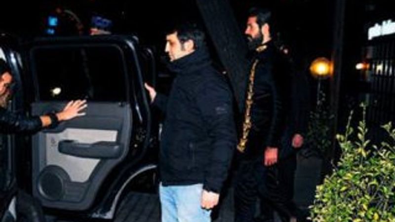 Tuğba Özay sevgilisiyle gecelerde