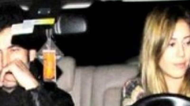 Sinem Kobal ve Kenan İmirzalıoğlu'dan ilk fotoğraf