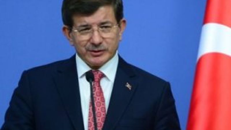 Davutoğlu'nun 4 başdanışmanı istifa etti