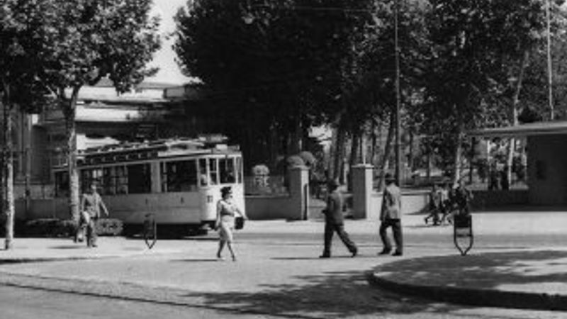 Burhan Felek'ten Eski İstanbul Hikayeleri
