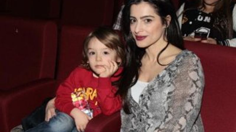 Mine Çayıroğlu'nun Derin Deniz'î