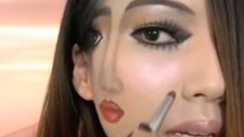 Makyajla kendine yeni yüz yaptı