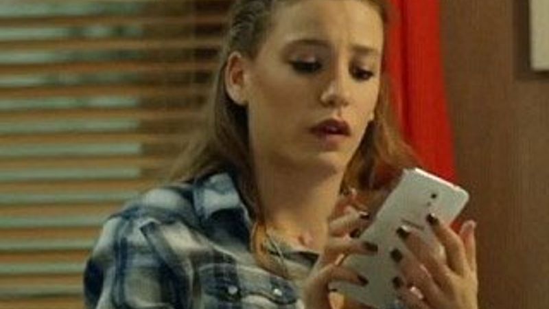 Medcezir'de iPhone kullanan yok hayret