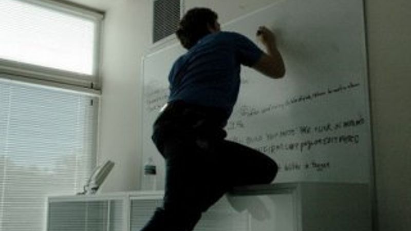 Facebook'un ofisleri görüntülendi