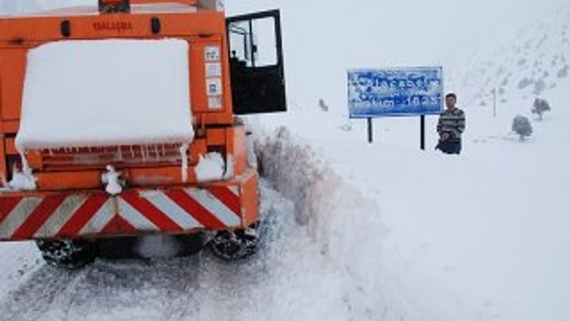 Akseki-Seydişehir karayolu ulaşıma kapandı