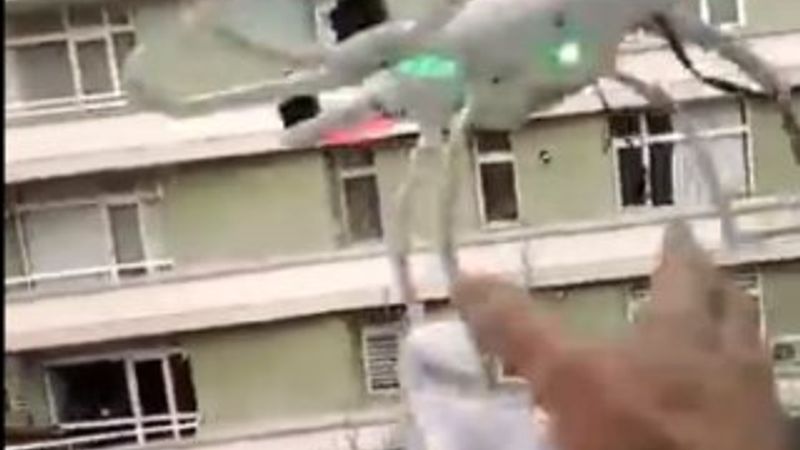 Drone'u bakkala sigaraya gönderdiler İZLE
