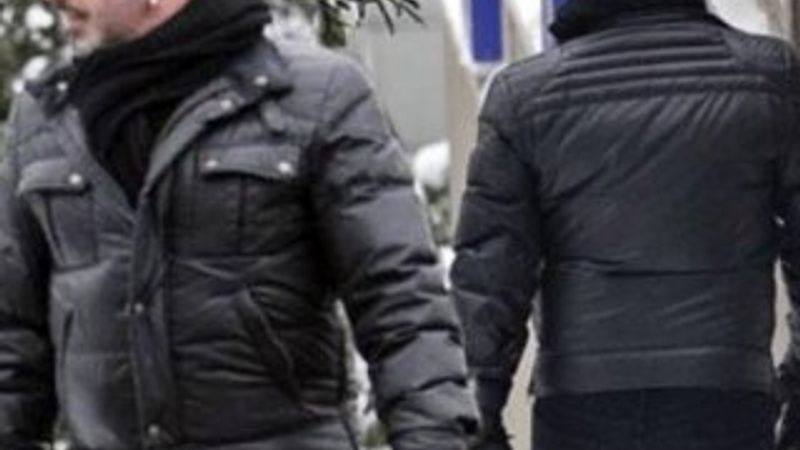 Cem Yılmaz fermuarını açık unuttu