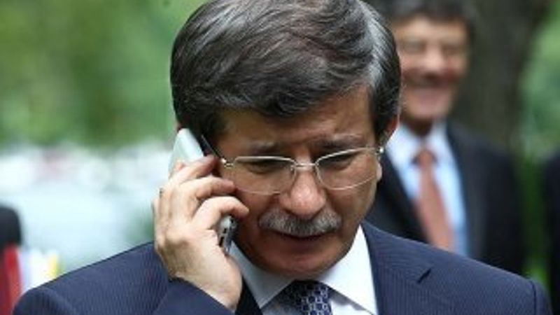 Davutoğlu'ndan şehit Avcı'nın eşine taziye telefonu