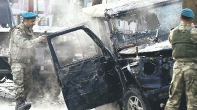 Afganistan'daki bombalı saldırıda hedef şaştı açıklaması