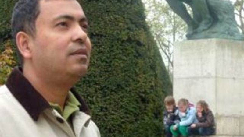 Bangladeş'te ateist bir yazar parçalanarak öldürüldü
