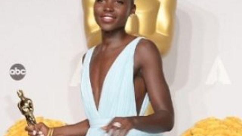 Çalınan 150 bin dolarlık elbise tuvalette bulundu