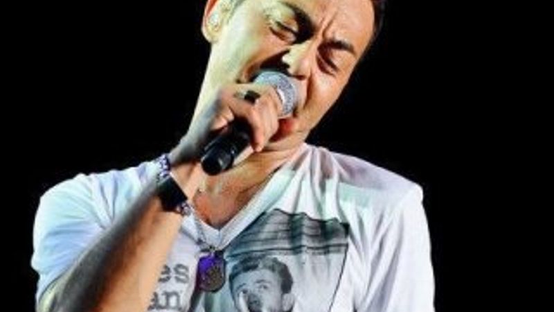 Serdar Ortaç: Karım anne olsun