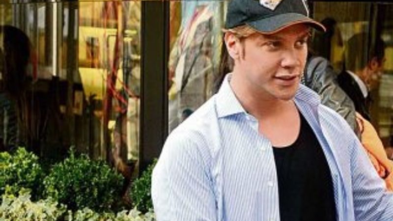 Sinan Akçıl: Saç stilim Ebru'ya ait