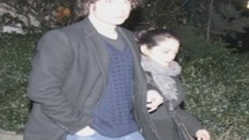 Özgür Mumcu yine çapkınlıkta