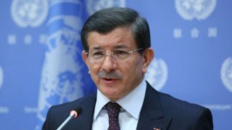 Davutoğlu CHP'nin kapatılması iddialarını yanıtladı