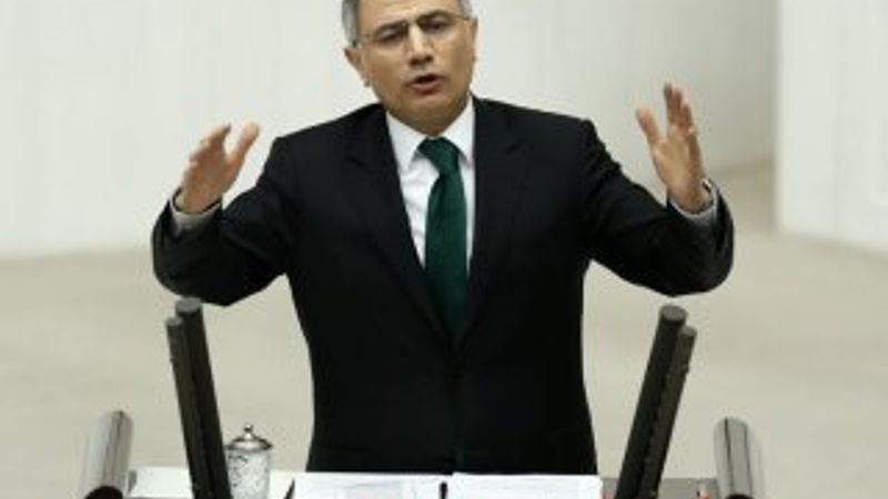 İçişleri Bakanı Efkan Ala görevini devretti