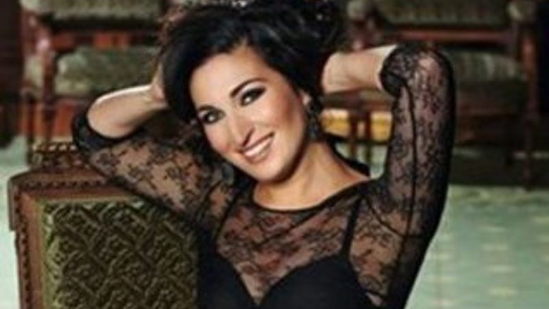 Belçikalı Kürt vekil Zuhal Demir cesur pozlarını açıkladı