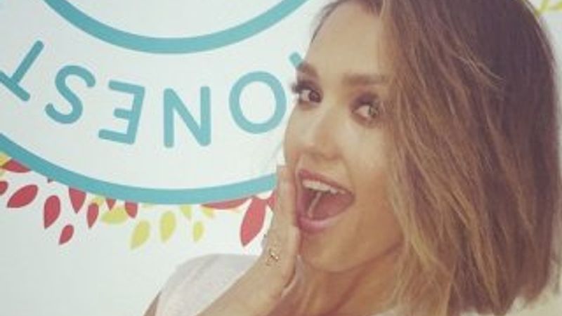 Jessica Alba'dan yeni imaj