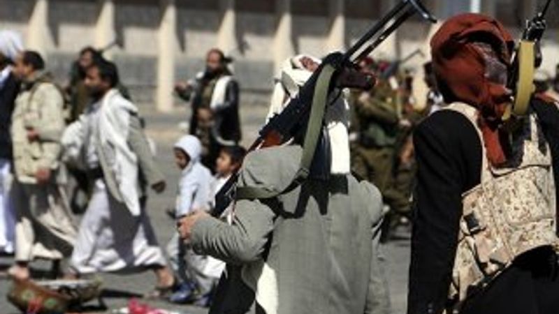 Yemen'de Husilerin ilerleyişi sürüyor