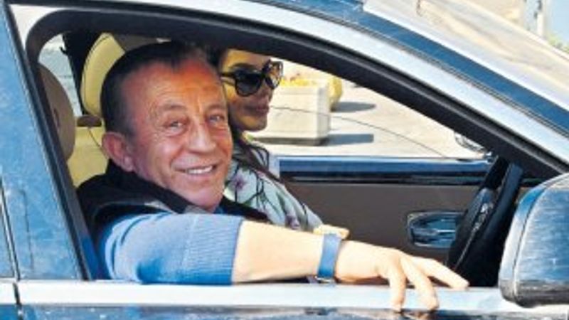 Ağaoğlu direksiyonu aşkına emanet etti