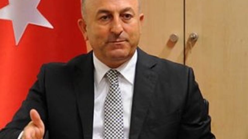 Bakan Çavuşoğlu'ndan Fransa'da düşen uçak açıklaması