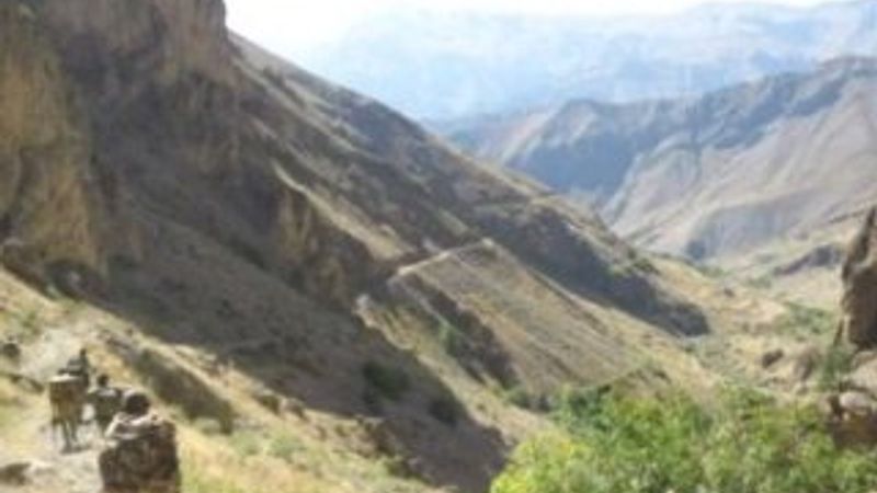 PKK Dağlıca'da üs bölgesine saldırdı