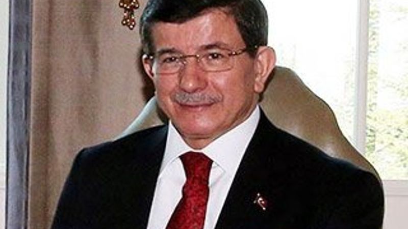 Davutoğlu: Başkanlık sistemi seçim beyannamemizde var