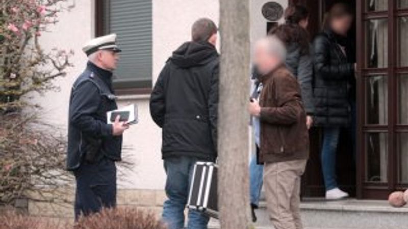 Fransa'da uçak düşüren pilotun evinde delil aranıyor