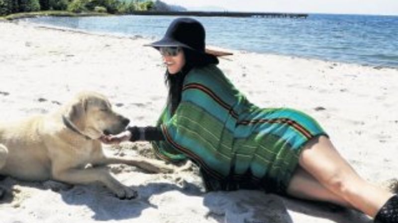 Hande Yener'in Sebastian Beach'i