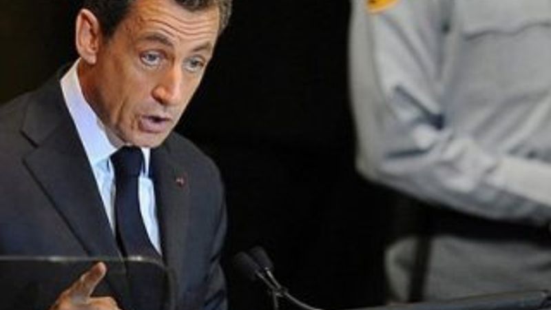 Sarkozy'den okullarda domuzsuz menü açıklaması