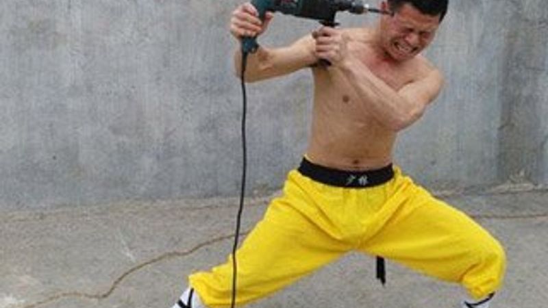 Kung fu ustasından ölümcül gösteri - İzle