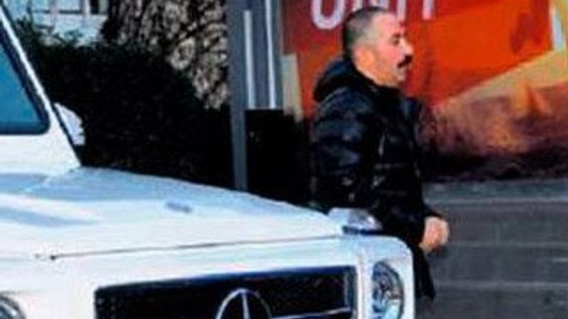 Cem Yılmaz gazetecileri görünce sinirlendi