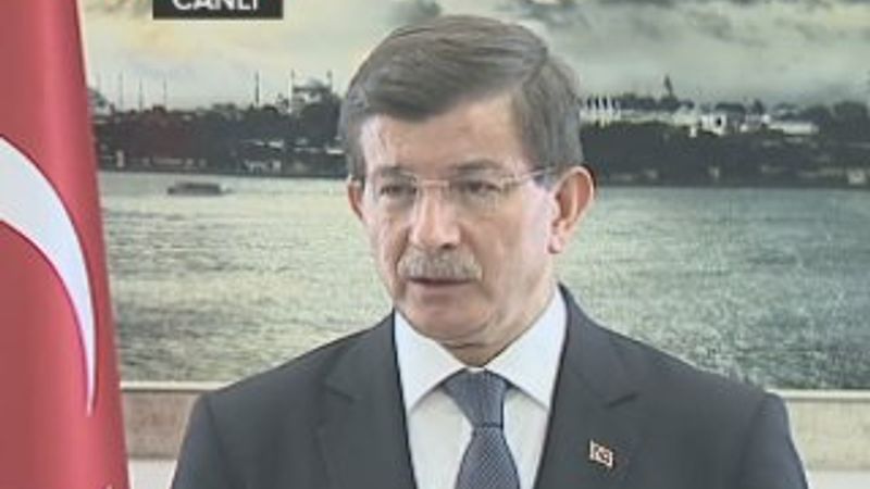 Başbakan Davutoğlu'ndan muhalefete sert eleştiri