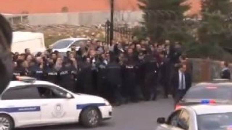 Şehit evine taziyeye giden Kılıçdaroğlu protesto edildi