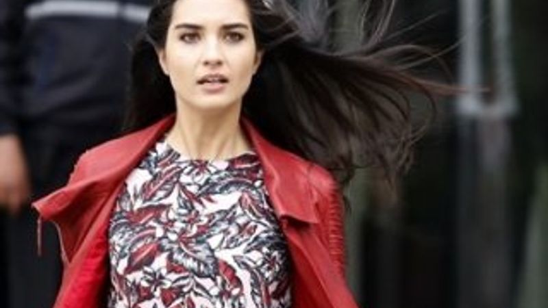 Tuba Büyüküstün'ün kamera fobisi