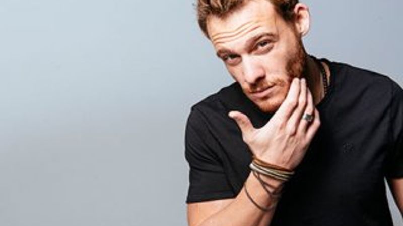 Kerem Bürsin: İzleyiciye üzülüyorum