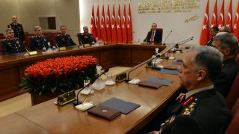 Balyoz'dan tahliye olan komutanlara terfi yolu açıldı