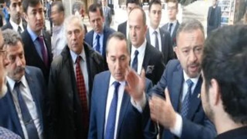 Ümit Kocasakal üstünü aratan avukata kızdı