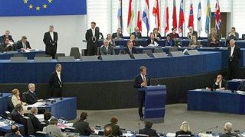 Avrupa Parlamentosu 1915 için soykırım dedi