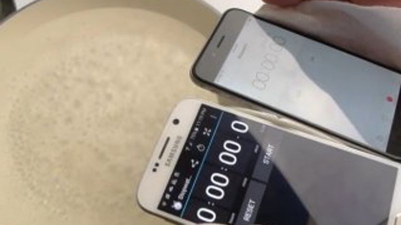 Galaxy S6 ve iPhone 6'yı suda kaynattılar