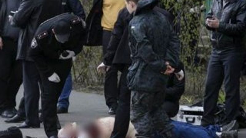 Rusya yanlısı Ukraynalı gazeteci sokak ortasında vuruldu