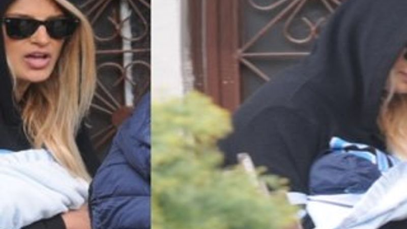 Şeyda Coşkun bebeğiyle görüntülendi