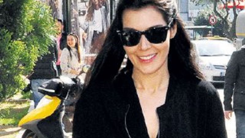 Hatice Şendil: Sırada kına var